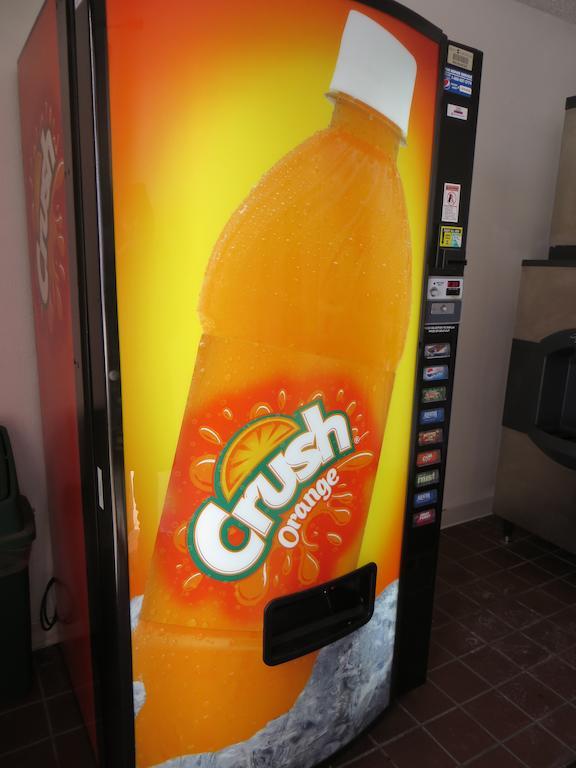 王国城温德姆戴斯酒店 金德姆城 外观 照片